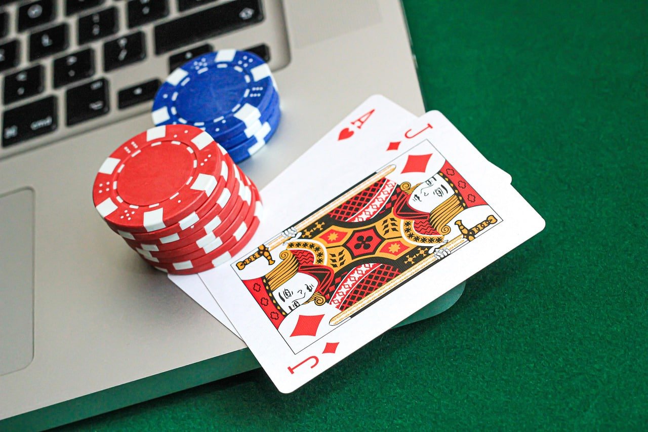 Bàn chơi casino trực tuyến live dealer trên gaking với giao diện tiếng Việt